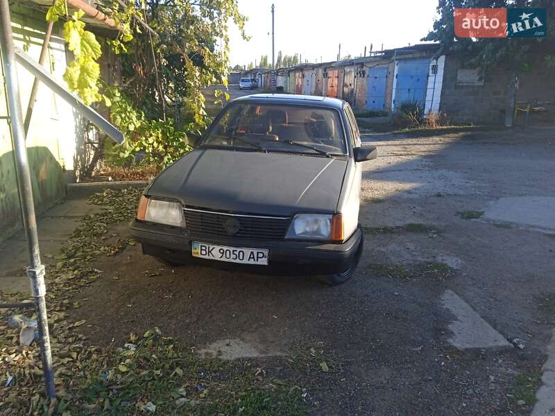 Седан Opel Ascona 1985 в Долинской фото 2 Седан Opel Ascona 1985 в Долинской