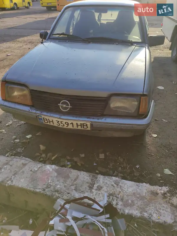 Opel Ascona 1984
