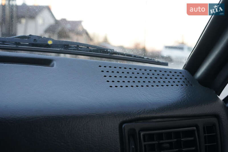 Седан Opel Ascona 1983 в Ивано-Франковске