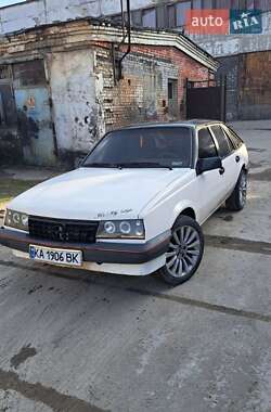 Хетчбек Opel Ascona 1987 в 