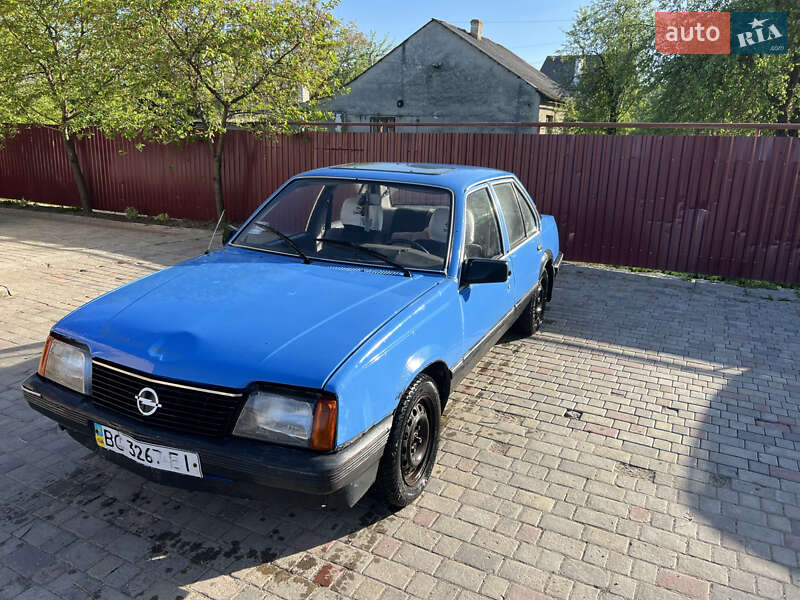 Opel Ascona 1983