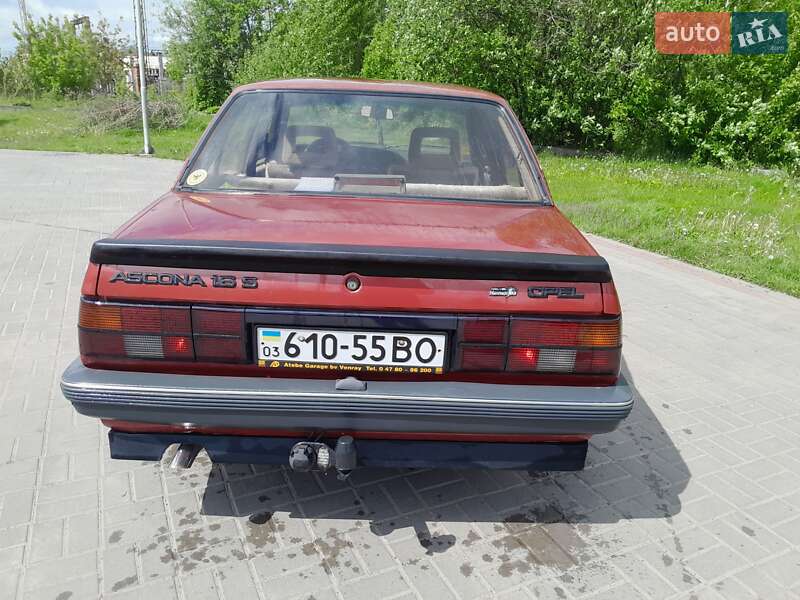 Седан Opel Ascona 1987 в Владимире фото 3 Седан Opel Ascona 1987 в Владимире