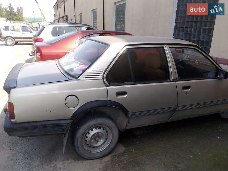 Седан Opel Ascona 1987 в Львове