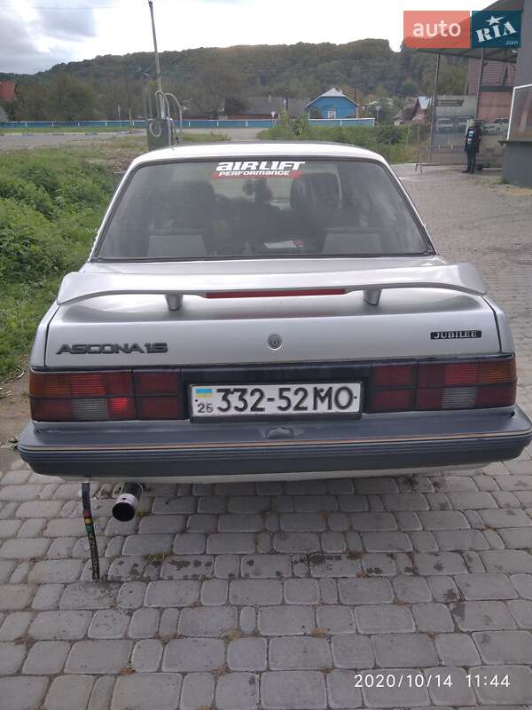 Opel Ascona 1988