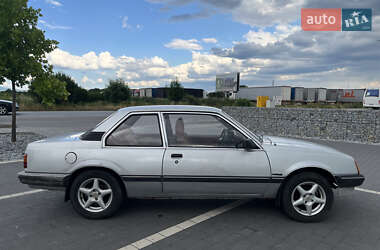 Купе Opel Ascona 1982 в 