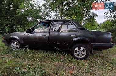 Седан Opel Ascona 1986 в 