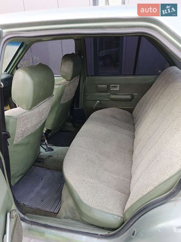 Седан Opel Ascona 1981 в Хмельницькому