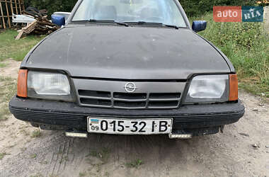 Седан Opel Ascona 1986 в 