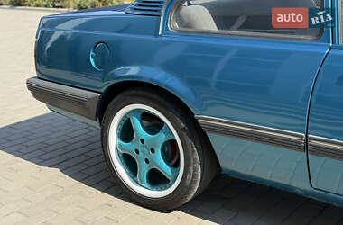 Купе Opel Ascona 1987 в 