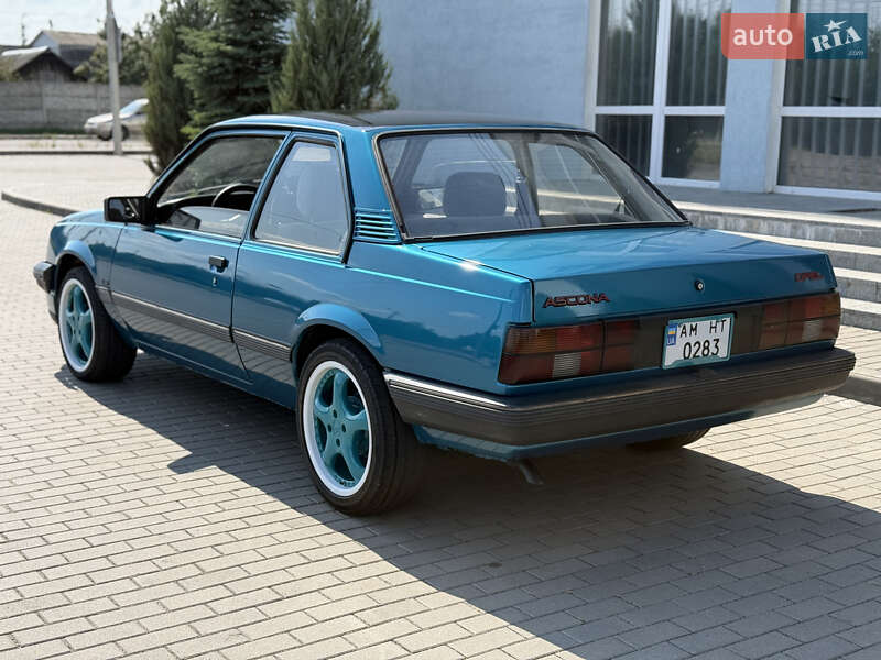 Купе Opel Ascona 1987 в Житомире