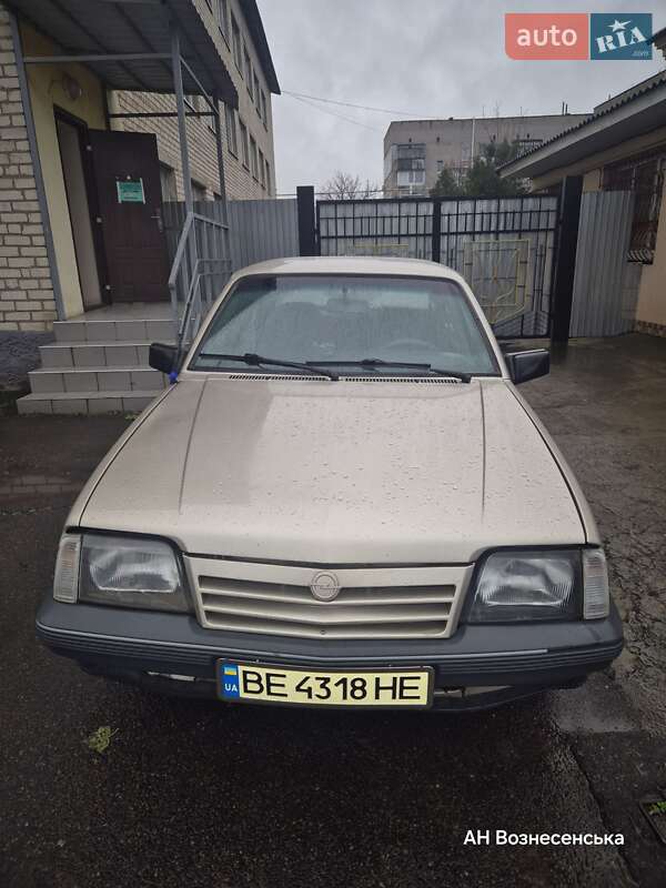 Седан Opel Ascona 1987 в Вознесенске фото 4 Седан Opel Ascona 1987 в Вознесенске