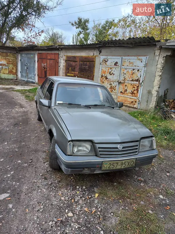 Opel Ascona 1987