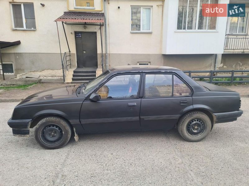 Седан Opel Ascona 1988 в Коломые фото Седан Opel Ascona 1988 в Коломые