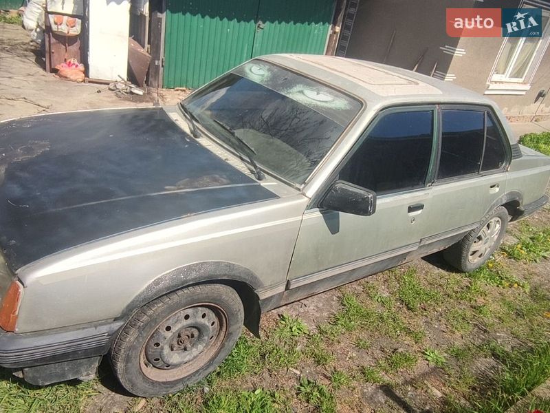 Opel Ascona 1983