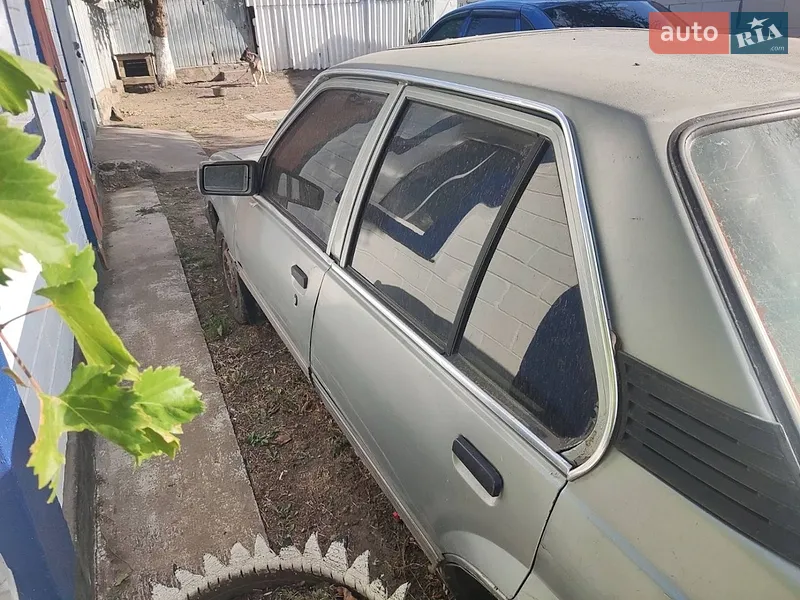 Opel Ascona 1988