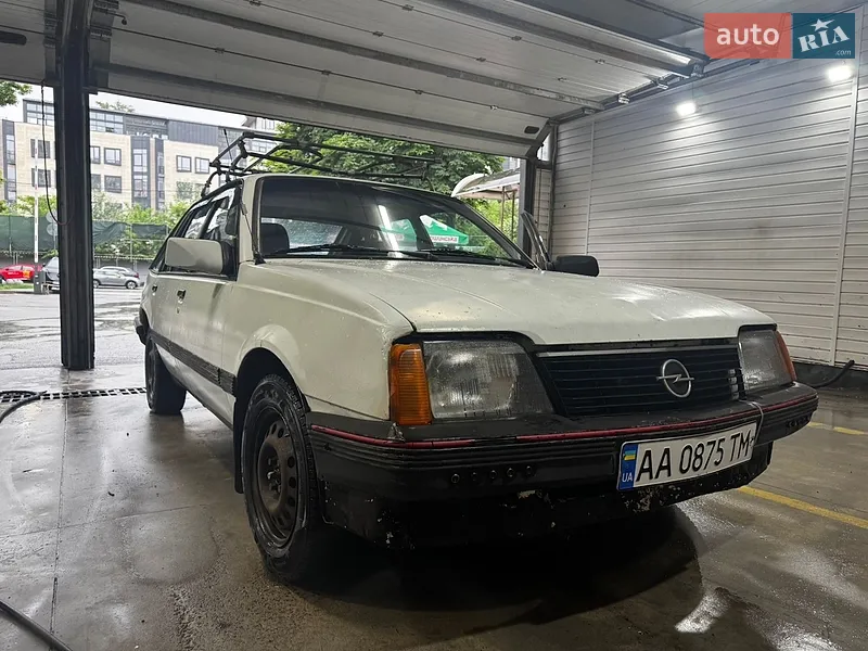 Opel Ascona 1985