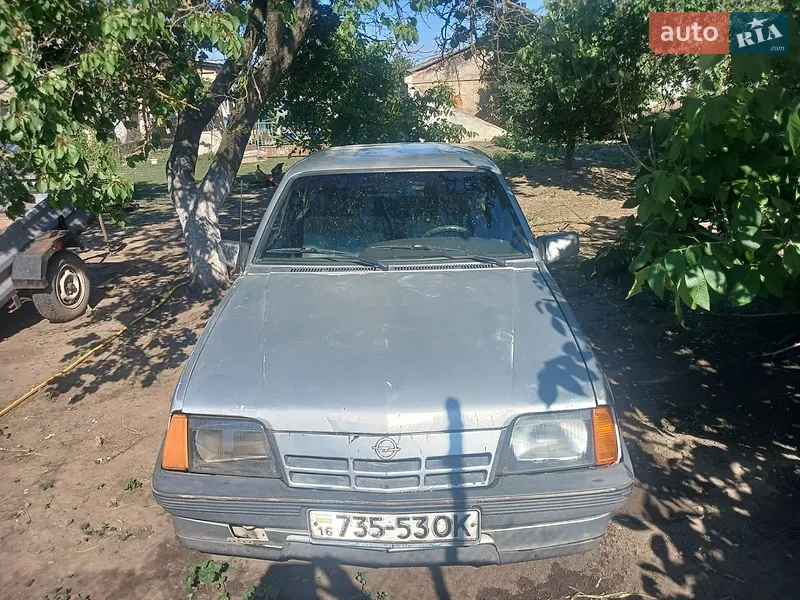 Opel Ascona 1987