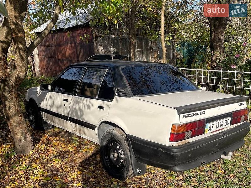 Седан Opel Ascona 1987 в Шостці