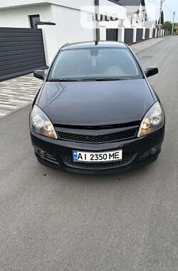 Хэтчбек Opel Astra GTC 2007 в 