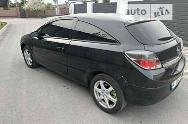 Хэтчбек Opel Astra GTC 2007 в 