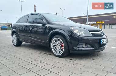 Хэтчбек Opel Astra GTC 2008 в 