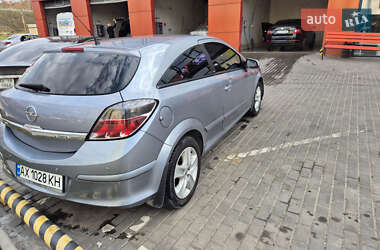 Хетчбек Opel Astra GTC 2006 в 