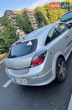 Хетчбек Opel Astra GTC 2006 в 
