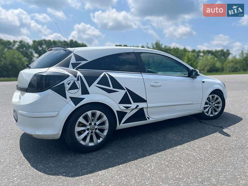 Хэтчбек Opel Astra GTC 2009 в Бердичеве