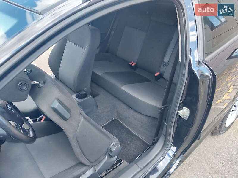 Хетчбек Opel Astra GTC 2008 в Кривому Розі