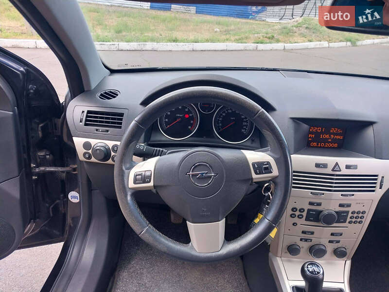 Хетчбек Opel Astra GTC 2008 в Кривому Розі
