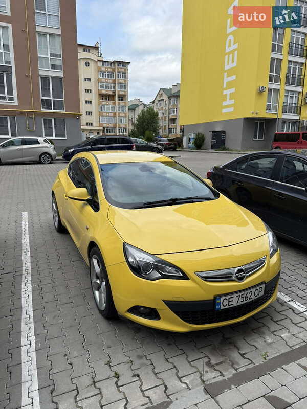 Хэтчбек Opel Astra GTC 2012 в Черновцах