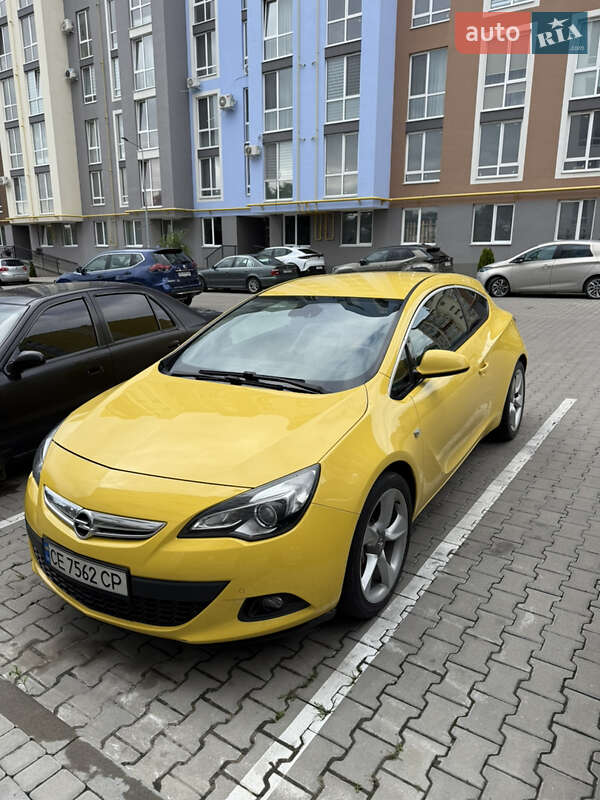 Хэтчбек Opel Astra GTC 2012 в Черновцах