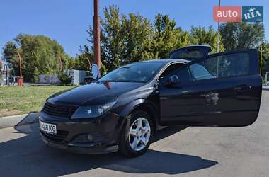 Хэтчбек Opel Astra GTC 2007 в 