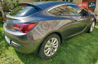 Хэтчбек Opel Astra GTC 2012 в 