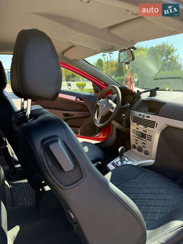 Хэтчбек Opel Astra GTC 2008 в Измаиле