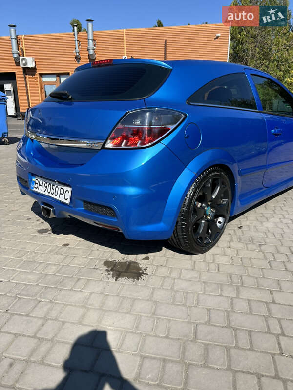 Opel Astra GTC 2006
