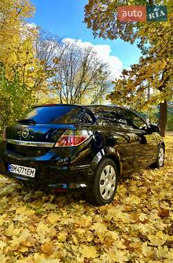 Купе Opel Astra GTC 2007 в 
