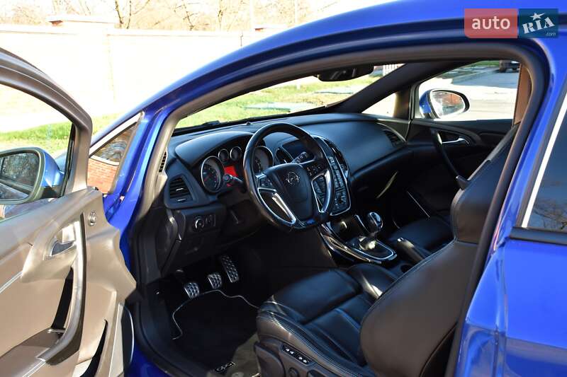 Хетчбек Opel Astra GTC 2017 в Дрогобичі фото 28 Хетчбек Opel Astra GTC 2017 в Дрогобичі