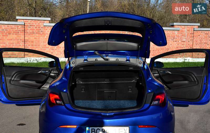 Хетчбек Opel Astra GTC 2017 в Дрогобичі фото 49 Хетчбек Opel Astra GTC 2017 в Дрогобичі