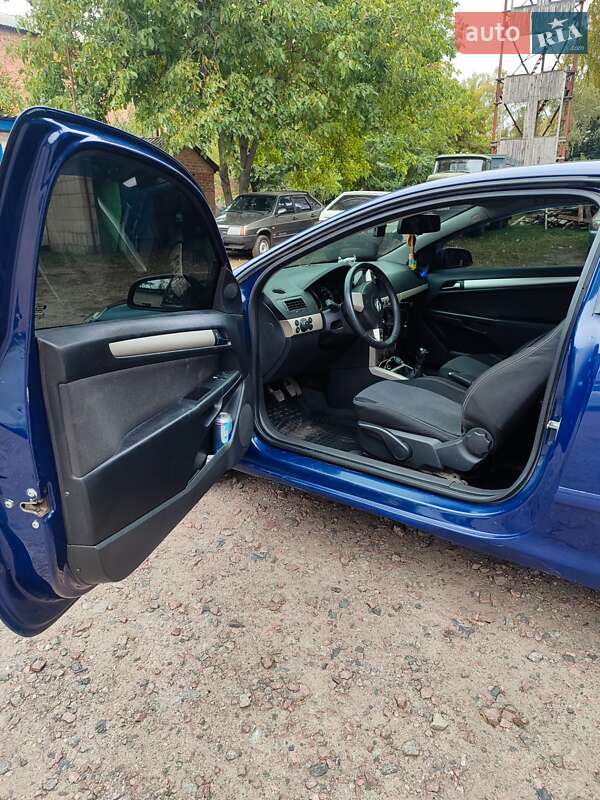 Хэтчбек Opel Astra GTC 2008 в Гребенке фото 17 Хэтчбек Opel Astra GTC 2008 в Гребенке