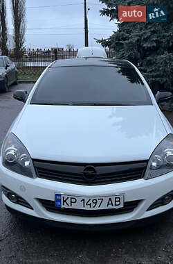 Хетчбек Opel Astra GTC 2009 в Черкасах