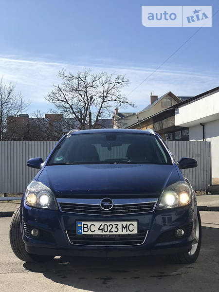 Opel Astra H sport