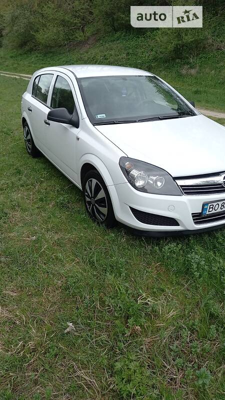 Opel Astra H