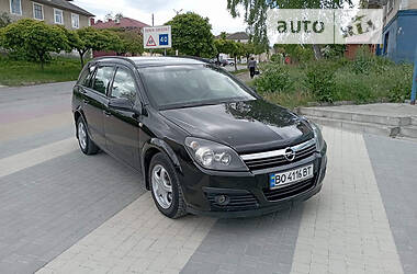 Универсал Opel Astra H 2006 в Новой Ушице