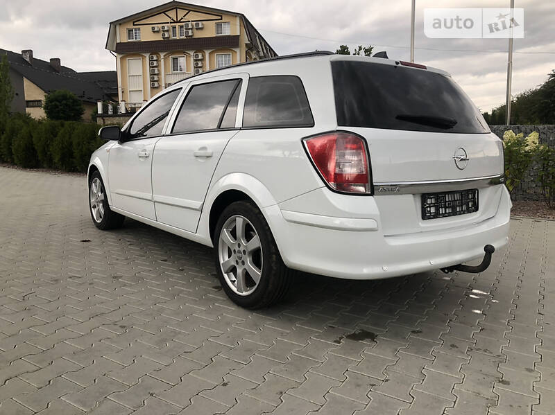 Opel Astra H