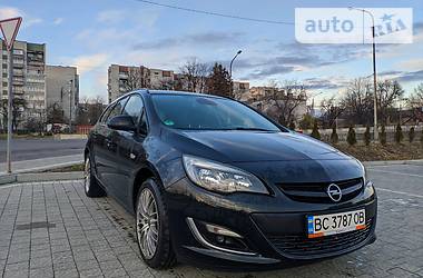 Универсал Opel Astra J 2013 в Дрогобыче