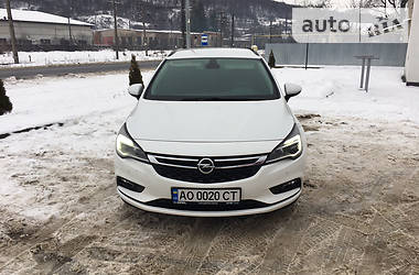 Универсал Opel Astra K 2019 в Ужгороде