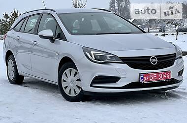 Универсал Opel Astra K 2017 в Львове