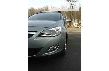 Универсал Opel Astra 2012 в Виннице