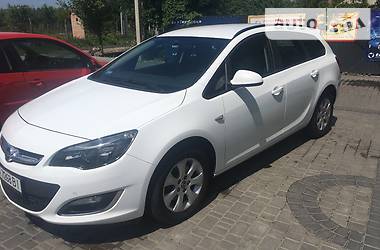 Универсал Opel Astra 2013 в Знаменке